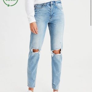 American Eagle Mom Jeans